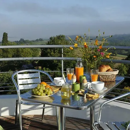 Sous Les Etoiles Bed and Breakfast